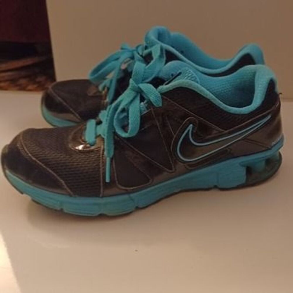 Nike Reax Rocket 2 Black Turquoise Women's Sneakers Shoes Size 9